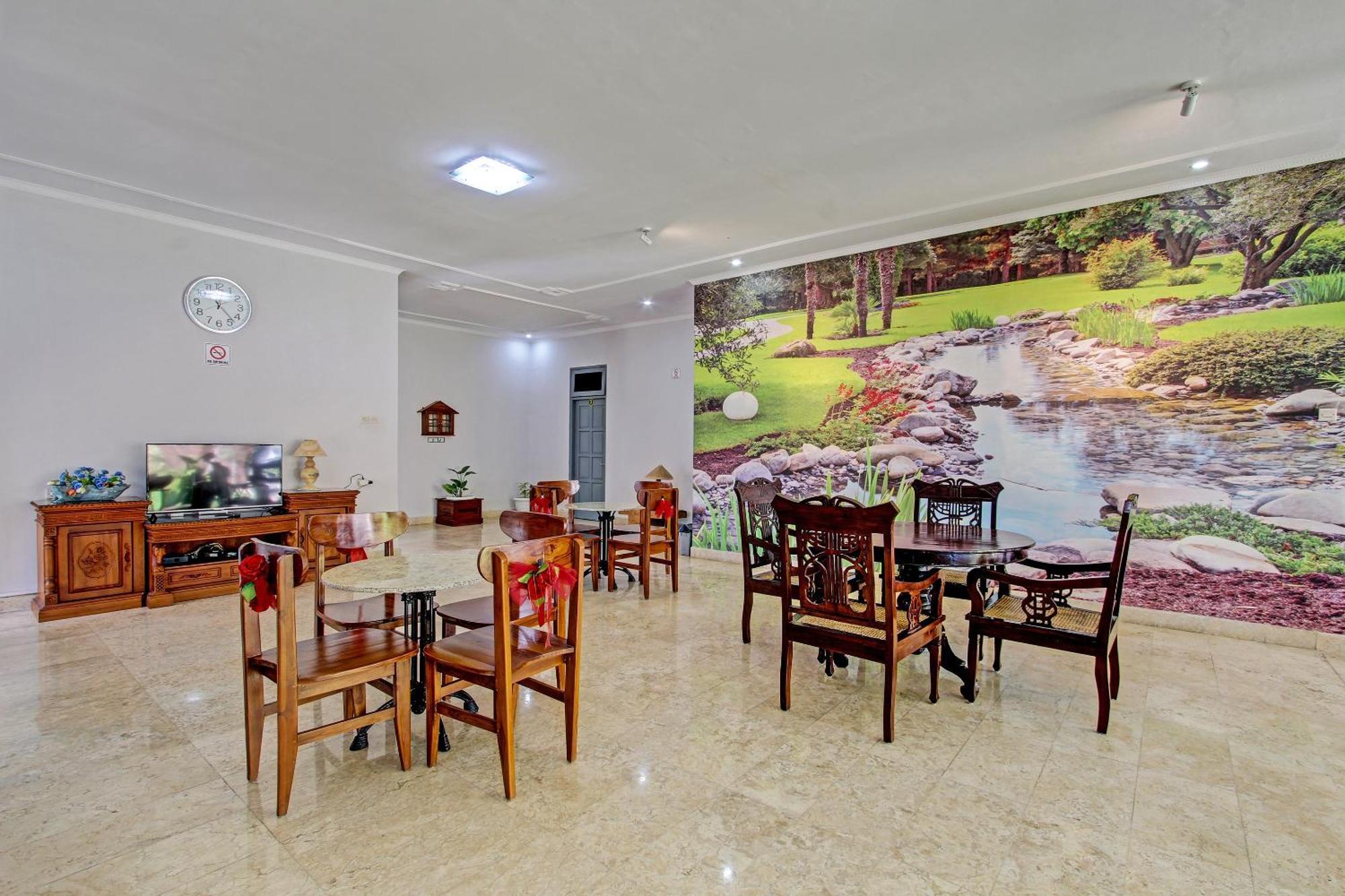 Oyo Life 92686 Lanaya Guesthouse Syariah Salatiga Luaran gambar