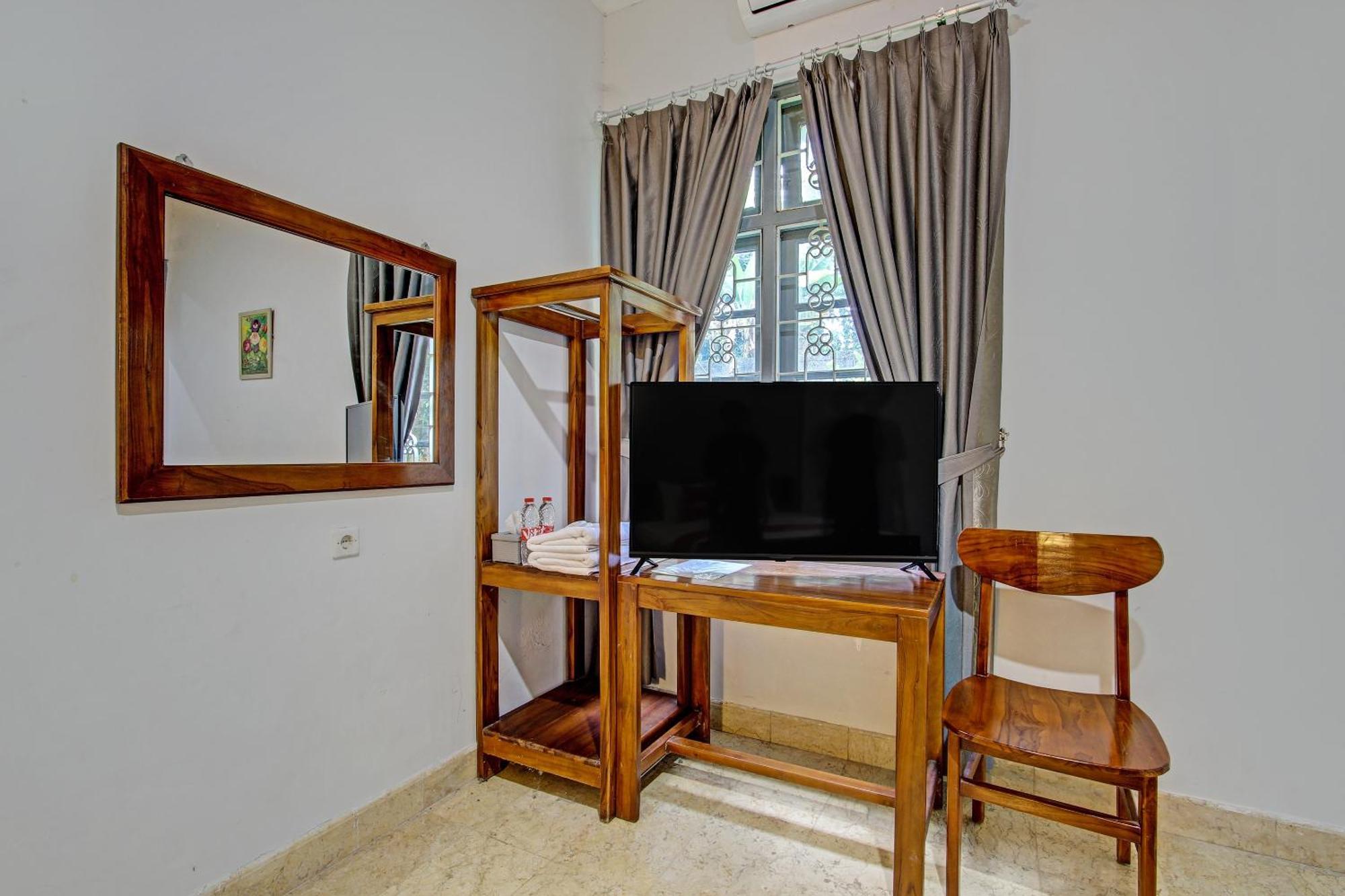 Oyo Life 92686 Lanaya Guesthouse Syariah Salatiga Luaran gambar